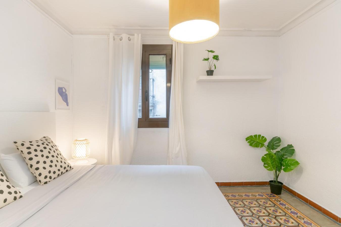 Veguer Hostel *